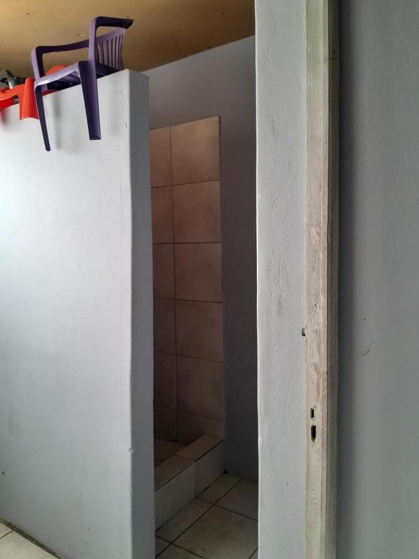 10 Bedroom Property for Sale in Zwelihle Western Cape